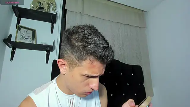 kevin ahss online show from June 2, 11:49 pm