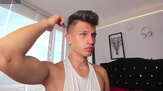 kevin ahss online show from November 6, 10:03 pm