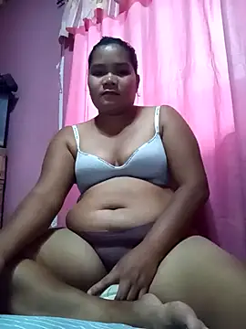 Snapshot of hotmom_carcar chatting on December 5, 1:49 am hotmom carcar online show from December 5, 1:49 am