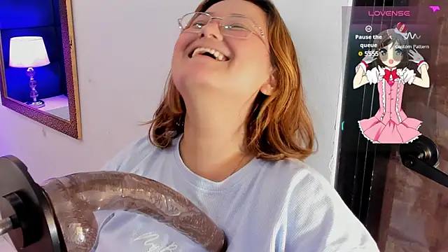 isa grey  online show from September 21, 3:28 pm