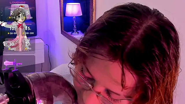 isa grey  online show from October 16, 5:05 am