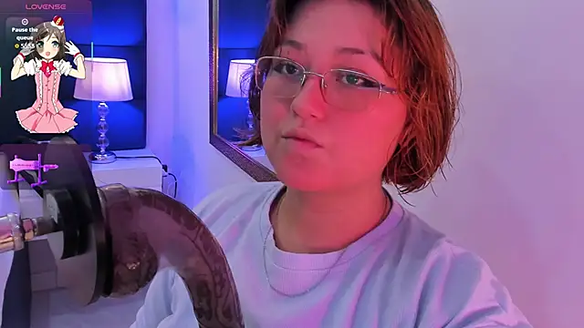 isa grey  online show from October 17, 9:16 pm