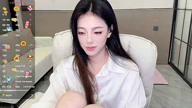 Sandy Uu online show from September 26, 5:14 am
