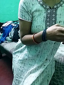 Apurvaa online show from December 2, 1:46 pm