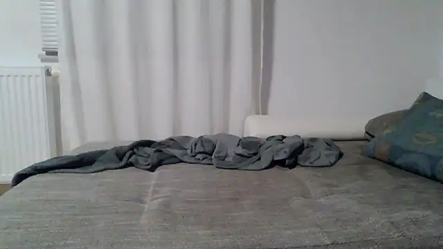 Snapshot of XLBarehengst chatting on September 18, 7:50 pm XLBarehengst online show from September 18, 7:50 pm