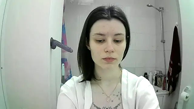 EdlinEngelby online show from October 3, 4:19 pm