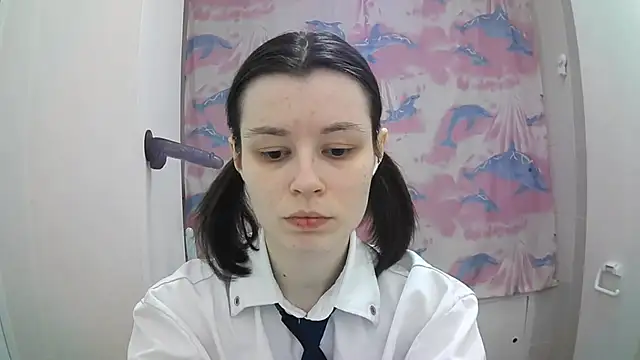 EdlinEngelby online show from October 10, 5:14 pm