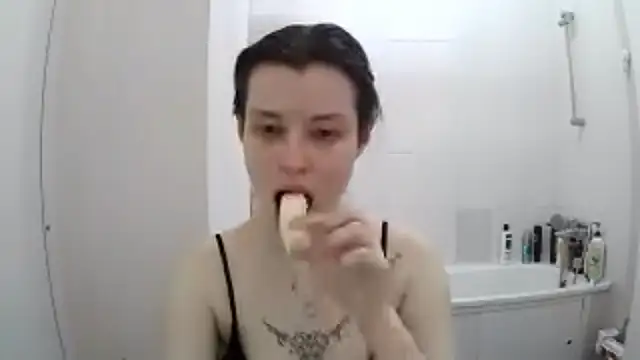 EdlinEngelby online show from November 21, 7:24 pm