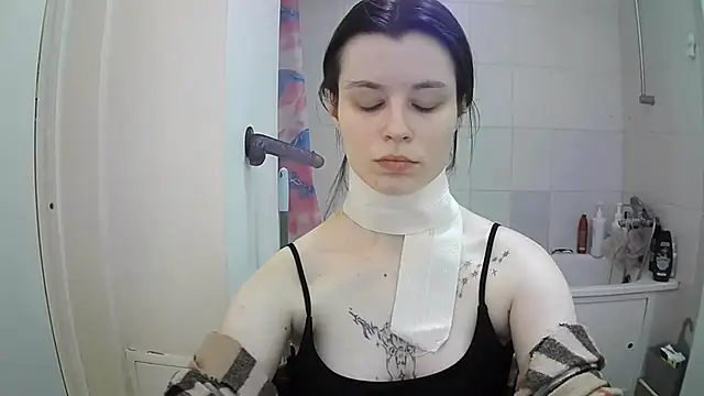 EdlinEngelby online show from October 29, 5:45 pm