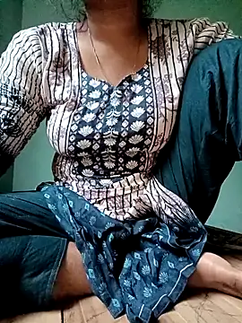 Snapshot of Rina-2 chatting on September 20, 3:55 am Rina-2 online show from September 20, 3:55 am