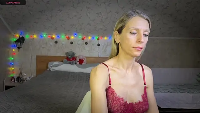 CleoSecret online show from February 5, 5:09 pm