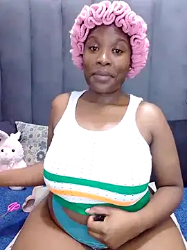 MrsMxx25 online show from October 29, 7:24 pm