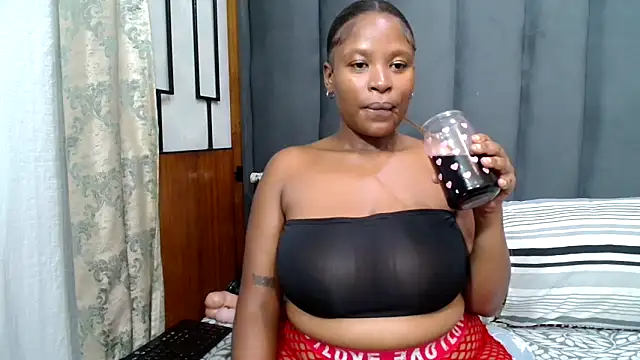 MrsMxx25 online show from February 14, 8:20 pm