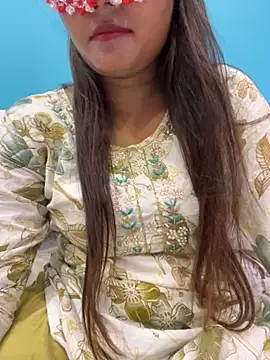 Snapshot of Naughty-Kamini chatting on September 24, 5:19 pm Naughty-Kamini online show from September 24, 5:19 pm