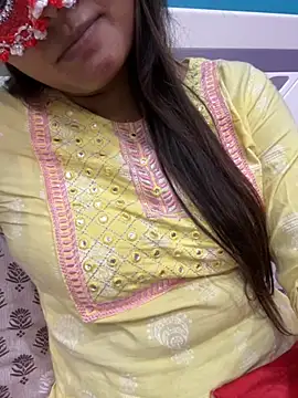 Snapshot of Naughty-Kamini chatting on October 6, 9:37 pm Naughty-Kamini online show from October 6, 9:37 pm