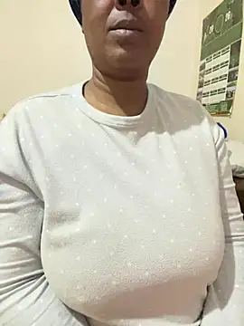 Snapshot of Ebonyboobsmilk chatting on July 9, 8:52 pm Ebonyboobsmilk online show from July 9, 8:52 pm