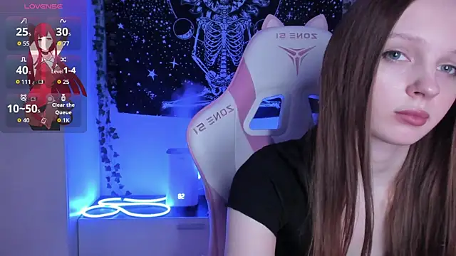 Snapshot of Angelic-pearl chatting on April 11, 7:45 am Angelic-pearl online show from April 11, 7:45 am