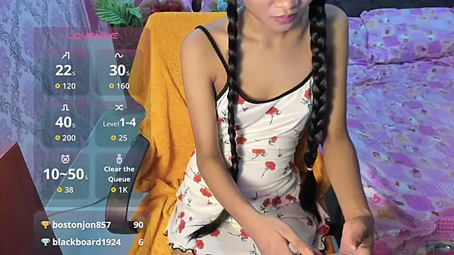 Mica Jones online show from July 14, 2:05 am