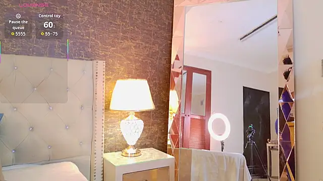 kaylie mitchel online show from February 21, 10:45 pm