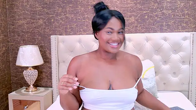 kaylie mitchel online show from November 3, 9:40 pm