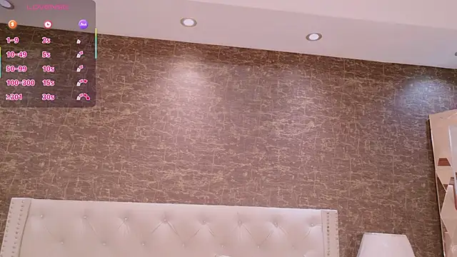 kaylie mitchel online show from November 7, 10:03 pm