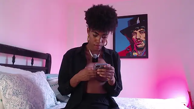 lucyymaximo online show from April 15, 7:58 pm