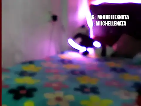 miichellemalvoa online show from June 9, 6:31 pm