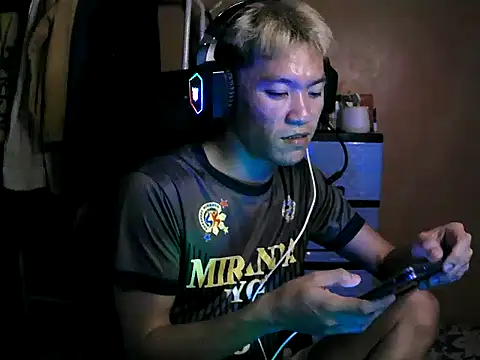 Riiichie wilCumm online show from November 17, 3:49 pm