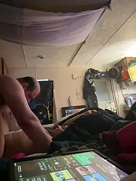 shakeweight online show from January 12, 7:15 am