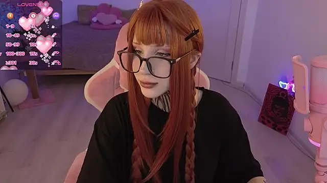 Snapshot of Nana_stolass chatting on April 20, 11:24 am Nana stolass online show from April 20, 11:24 am