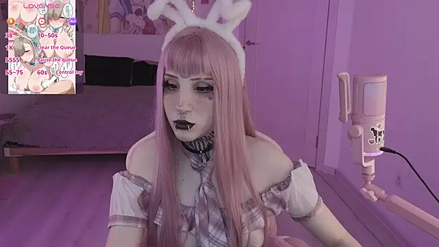 Nana stolass online show from March 25, 8:14 am