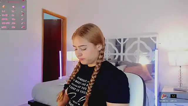 MikaelaStone online show from December 16, 12:42 pm