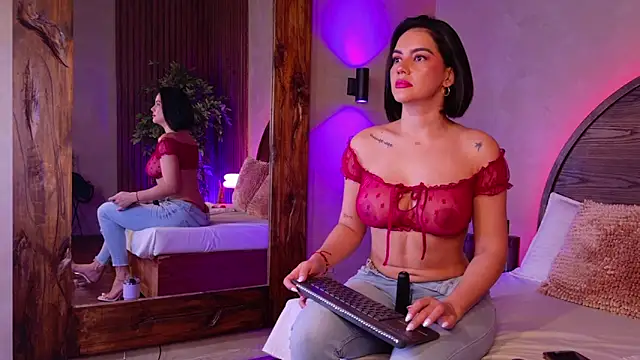 renata black  online show from May 22, 10:35 am