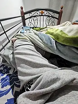 fena-sikerimmm online show from December 18, 10:57 pm