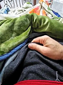 fena-sikerimmm online show from December 15, 9:31 pm