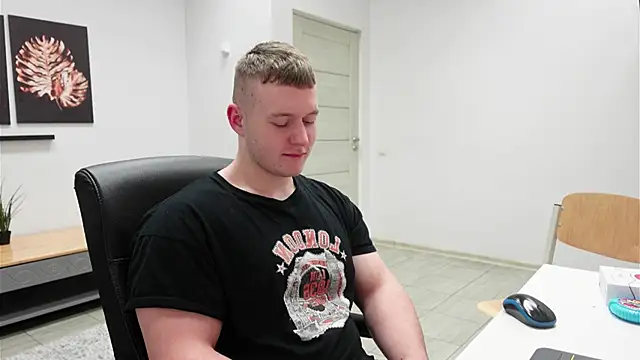 Richard Dullas online show from November 25, 7:36 pm