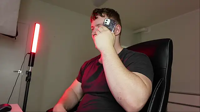 Richard Dullas online show from October 30, 3:42 pm