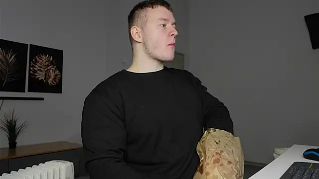 Richard Dullas online show from December 2, 1:13 pm