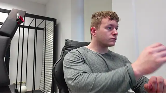 Richard Dullas online show from November 8, 6:39 am