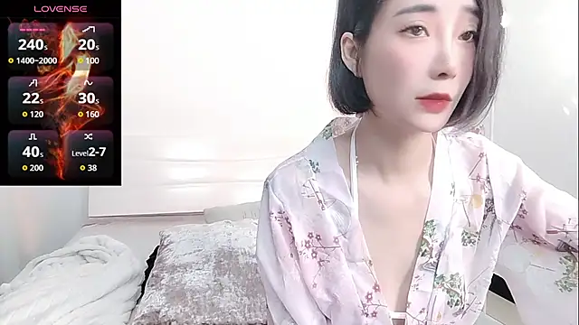 YIWA-2000 online show from February 8, 12:14 pm