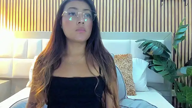 Snapshot of KattyBonnie chatting on September 9, 7:45 pm KattyBonnie online show from September 9, 7:45 pm