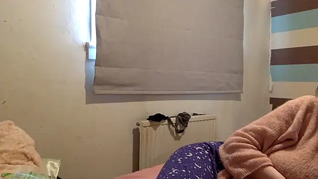 Snapshot of Bellababexox chatting on July 20, 3:14 pm Bellababexox online show from July 20, 3:14 pm