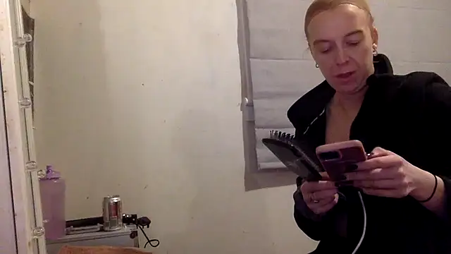 Bellababexox online show from April 21, 1:42 am