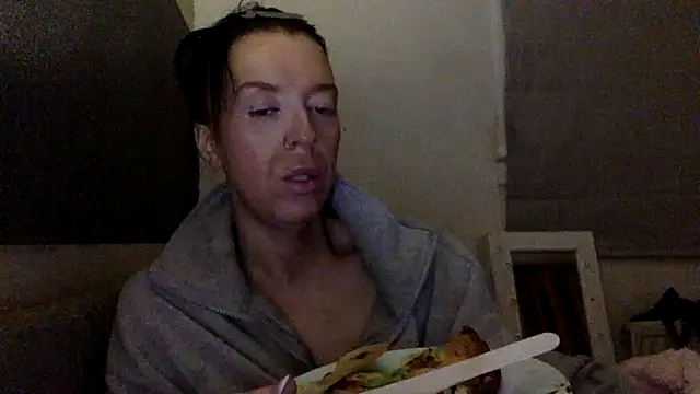 Snapshot of Bellababexox chatting on July 11, 12:55 am Bellababexox online show from July 11, 12:55 am