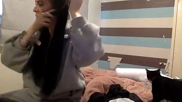 Snapshot of Bellababexox chatting on June 19, 2:56 pm Bellababexox online show from June 19, 2:56 pm