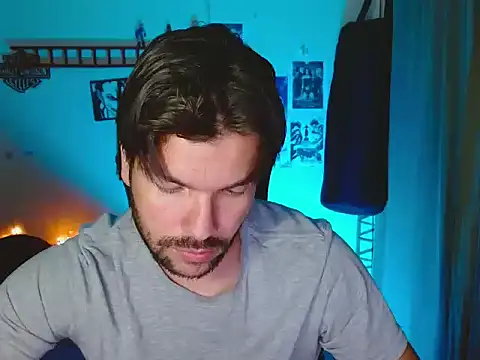 Snapshot of cortelioni_massimo_ chatting on October 8, 1:51 am cortelioni massimo online show from October 8, 1:51 am