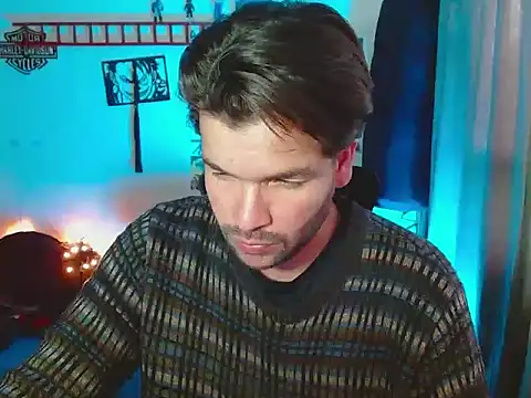 Snapshot of cortelioni_massimo_ chatting on September 23, 10:06 pm cortelioni massimo online show from September 23, 10:06 pm