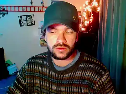 Snapshot of cortelioni_massimo_ chatting on December 5, 1:38 am cortelioni massimo online show from December 5, 1:38 am