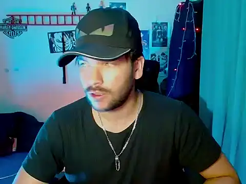 Snapshot of cortelioni_massimo_ chatting on November 8, 2:48 am cortelioni massimo online show from November 8, 2:48 am