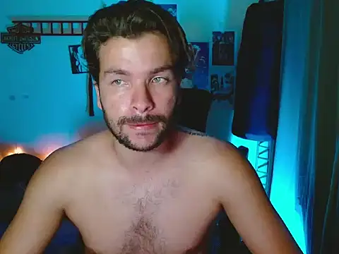 Snapshot of cortelioni_massimo_ chatting on October 4, 11:28 pm cortelioni massimo online show from October 4, 11:28 pm